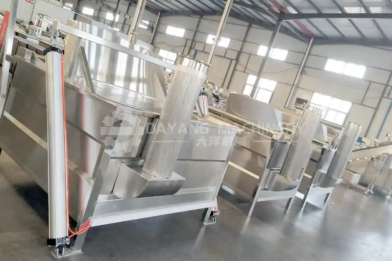Automatic discharge frying machine-3